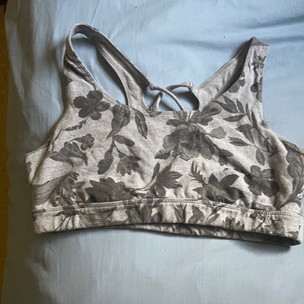 Large Old Navy Active Go Dry Gray Floral Sports Bra
